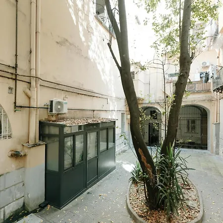 아파트 La Casa Di Romeo Al Vomero 나폴리